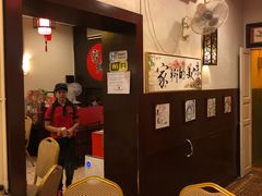 -家乡重庆火锅店