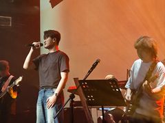 -KEZEE Music Live