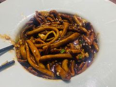 响油鳝糊-金枝玉叶上海人家食府(三里河店)