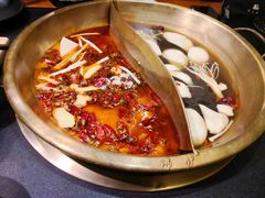 -沸炉重庆老火锅(军事博物馆店)