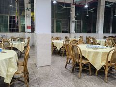 大堂-标记美食新鲜猪杂(兴南大道店)