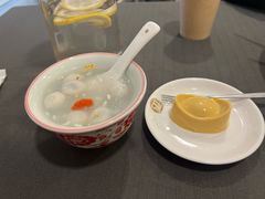 红酒酿汤团-望乡楼上海菜(日月光店)