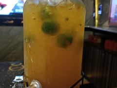 -K+全国连锁KTV(绿地缤纷天地店)