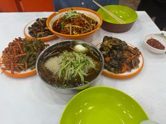 -三姐妹冷面馆(保卫路店)