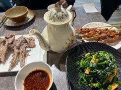 -贯贯吉·清真餐厅(浙江中路店)