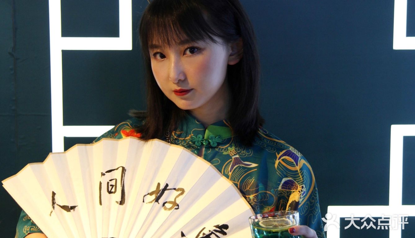 成都探展｜最美古风拍照地，国潮逍遥小酒馆