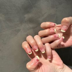 -LILY NAILS美甲美睫