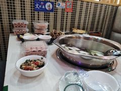 -尚品海鲜肥牛自助火锅(湖明店)