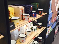 -LINE FRIENDS Garosu-gil Flagship Store