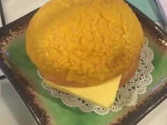 -新大咀港式茶餐厅(宝山万达店)