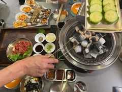 -围炉肉舍•炭烤活鳗•丹东海鲜烤肉(步行街店)