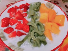 士多啤梨芒果绿茶拉面-甜心妈妈·榴莲星级糖水(北京路总店)