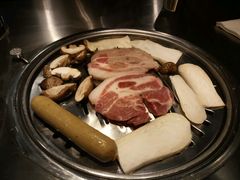 -韩聚屋韩国烤肉餐厅(新北万达店)
