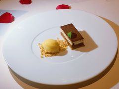 -AZUR聚(香格里拉饭店)