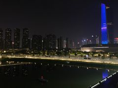 -南京眼步行桥