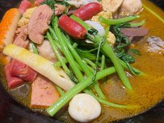 -万记麻辣烫国展总店