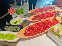 -左庭右院鲜牛肉火锅(金山万达店)