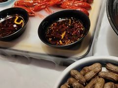 -肥肥虾庄·金牌油焖大虾(首义路店)