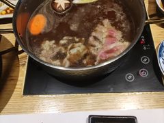 -枝魯枝魯自助料理