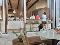 -VERIE BAKEHOUSE