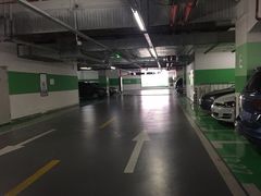 -阳光天地停车场(唐镇店)