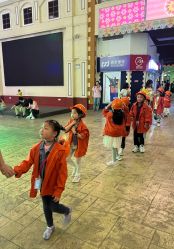 -成都星期8小镇(江宁南路店)