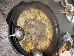 -野迹·石橄榄鸡·烧烤(新洲店)