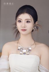 -欣薇婚纱(新源乐汇城店)