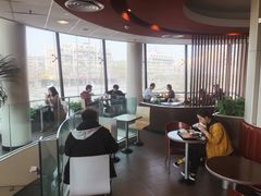 大堂-麦当劳(展览路店)