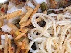 -螺满地螺丝粉