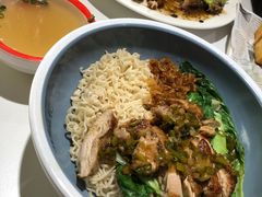 XO酱葱油鸡扒捞面-柠檬树茶餐厅(海雅缤纷城店)