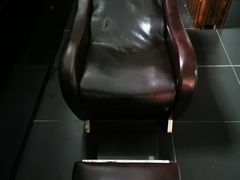 -奔驰北京极光星徽(四元桥店)