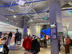 -阿迪达斯(武林银泰三叶草店)