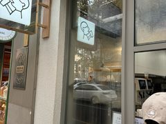 -喜茶(上海淮海中路渔阳里店)