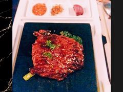 -食间牛排(重庆路万达店)