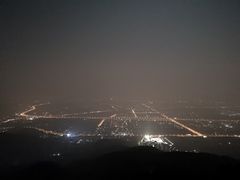 -鬼笑石后山停车场