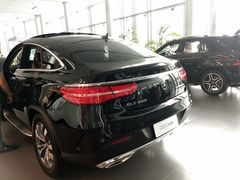 -天津波士信达奔驰4S店(卫津南路店)