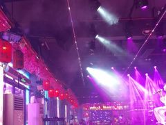 -喜鹊音乐酒馆(西街店)