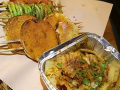 -万记麻辣烫国展总店