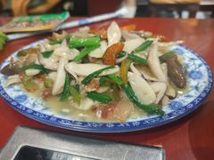 -菌之家·专业纯野生菌火锅·特色炒菌