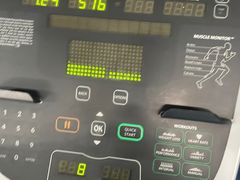 -美格菲健身(外滩店)