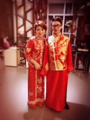 -现代经典婚纱摄影