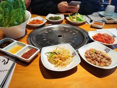 -唯成•韩国炭火烤肉 유성고기