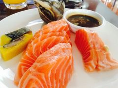 -荣誉国际酒店-云顶旋转餐厅