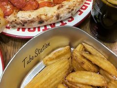 -Tube station站点比萨(王府井百货店)