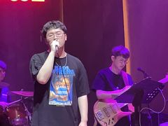 -TZ House音乐现场(来福士中心店)