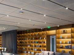 -蔚来中心(北京中关村店)