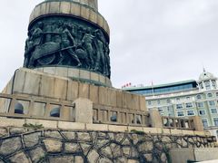 -人民防洪胜利纪念塔