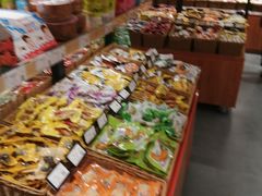-来伊份(前进西路万象汇店)