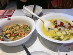 -渝是乎川渝小炒(新世界百货望京店)
